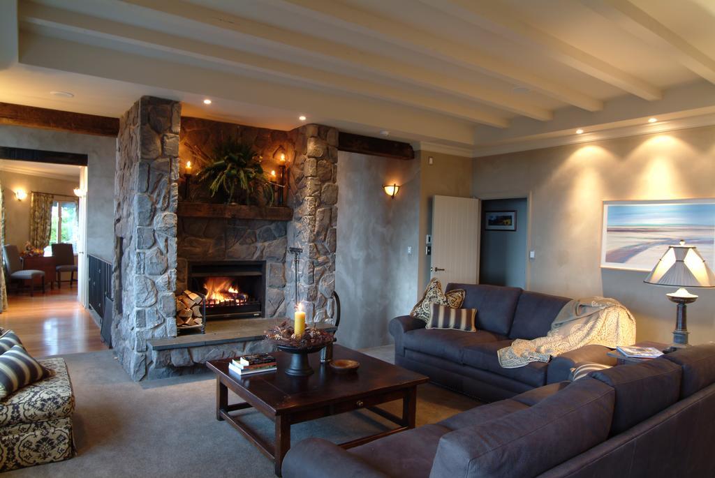 Tauhara Sunrise Lodge Таупо Экстерьер фото