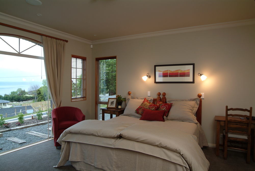 Tauhara Sunrise Lodge Таупо Экстерьер фото