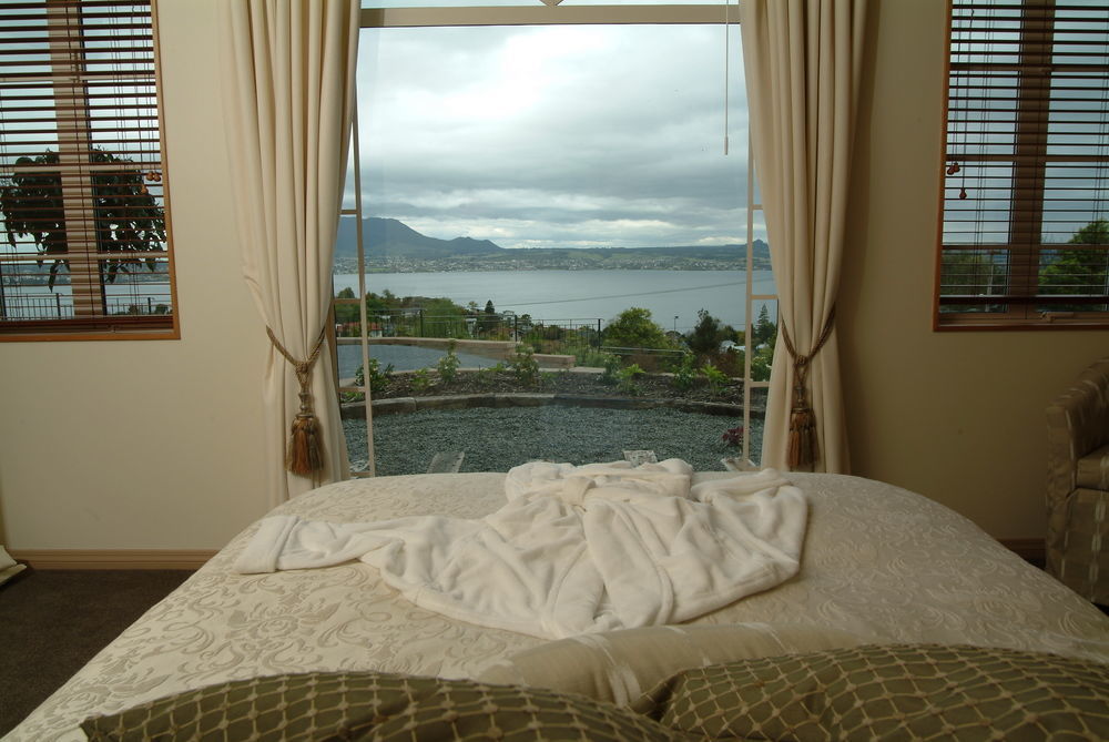 Tauhara Sunrise Lodge Таупо Экстерьер фото
