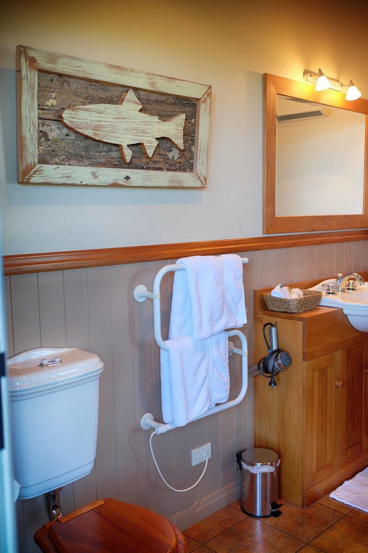 Tauhara Sunrise Lodge Таупо Экстерьер фото